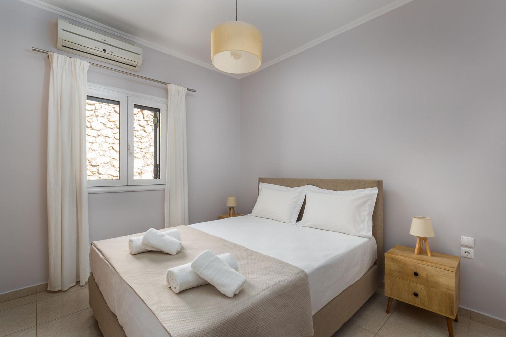 Apartment Plaka's House *